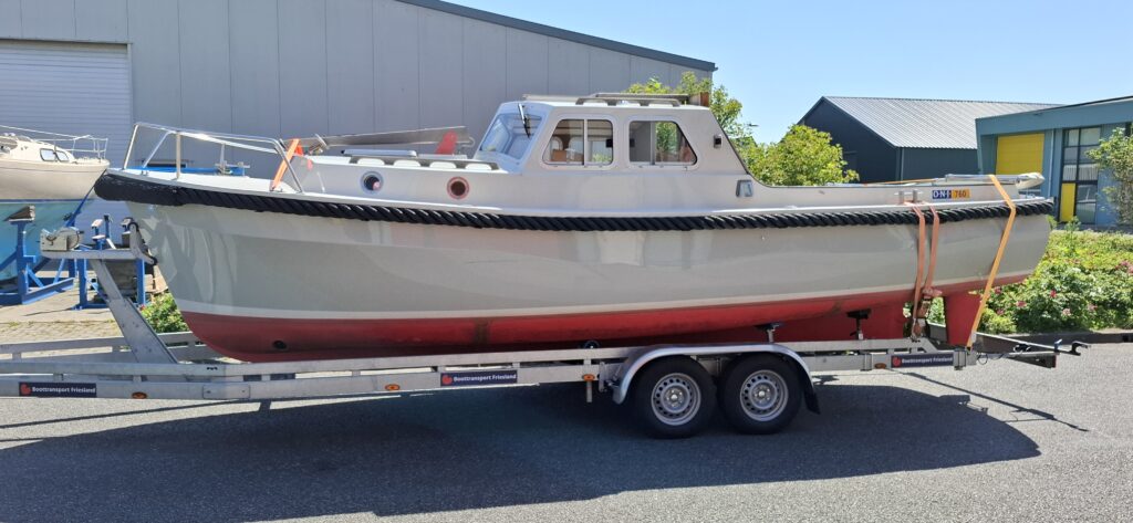 Boottransport ONJ 560 op boottrailer
